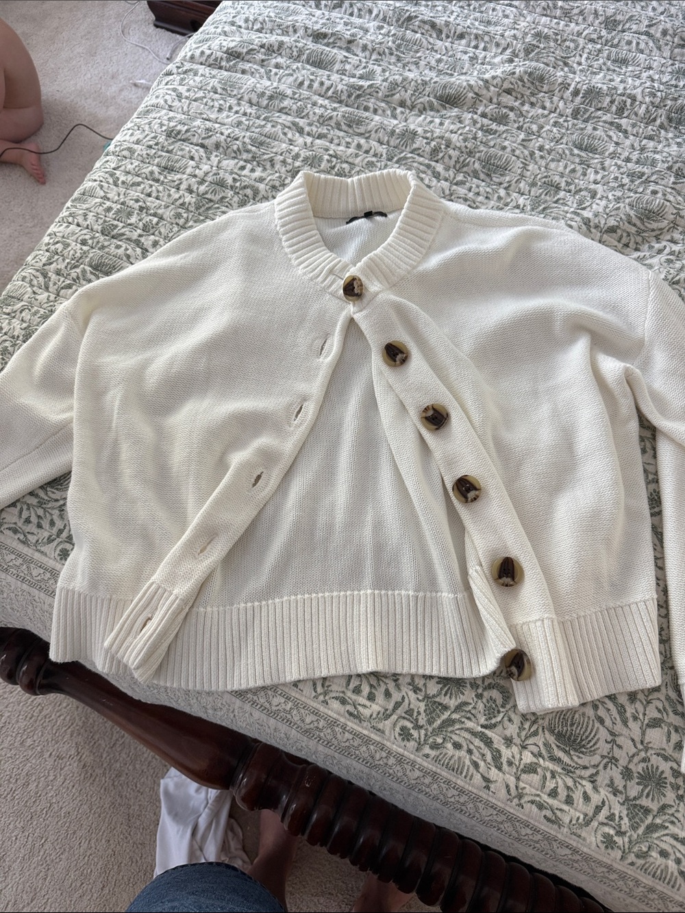 100% Organic Cotton Cropped Cardigan